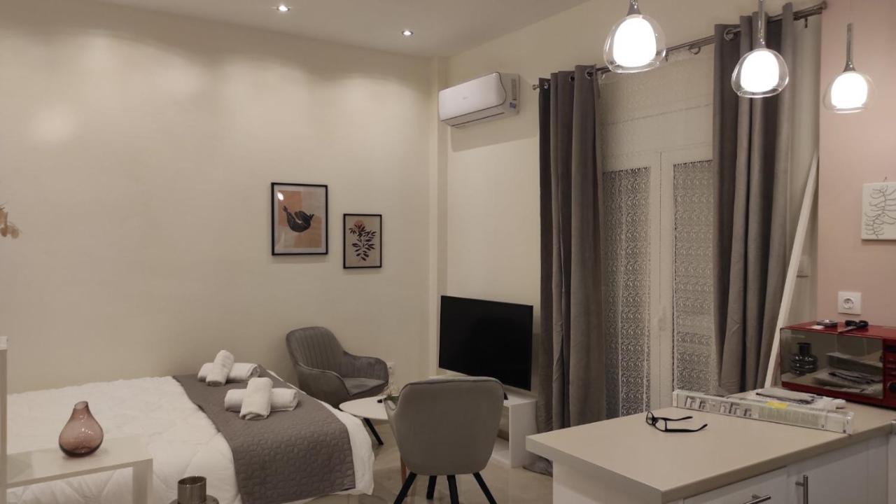 Irene'S Beauty In Koukaki Apartamento Atenas Exterior foto